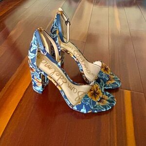 *SOLD* Sam Edelman block heels open toe